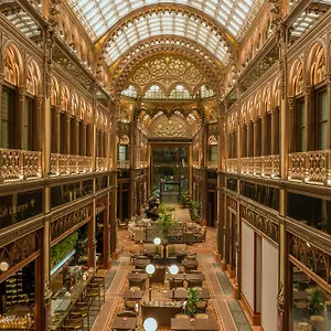 Szálloda Párisi Udvar Budapest, Part Of Hyatt, Budapest
